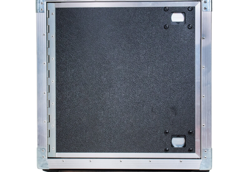 Touring rack flight case with sliding door